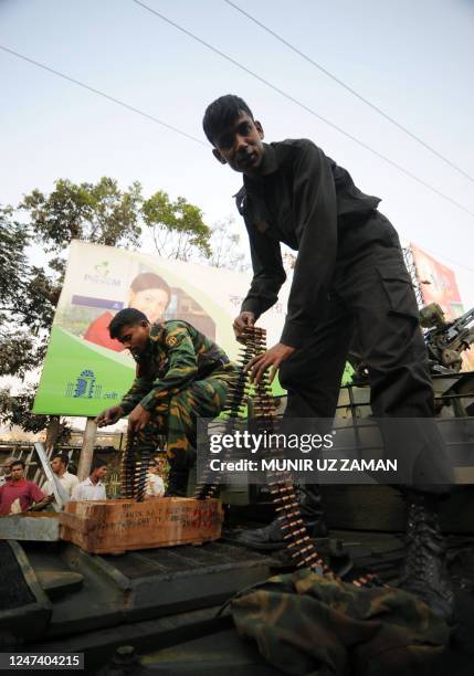 Kreatives Bild zu Bangladeshi Rifles Photos and Premium High Res Pictures - Getty Images Bangladeshi Rifles Photos and Premium High Res Pictures - Getty Images Bildidee
