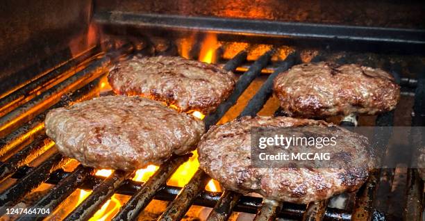 hamburgers - burger grill stock pictures, royalty-free photos & images