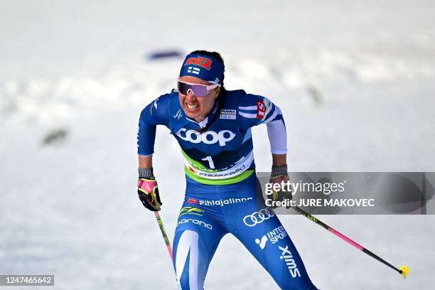 Finland's Kerttu Niskanen competes in the Womens 15km Skiathlon competition of the FIS Nordic World Ski Championships in Planica on February 25, 2023.