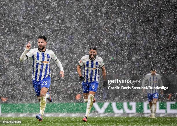 Marco Richter of Hertha BSC celebrates with teammates after scoring his team's first goal during the Bundesliga match between Hertha BSC and FC...