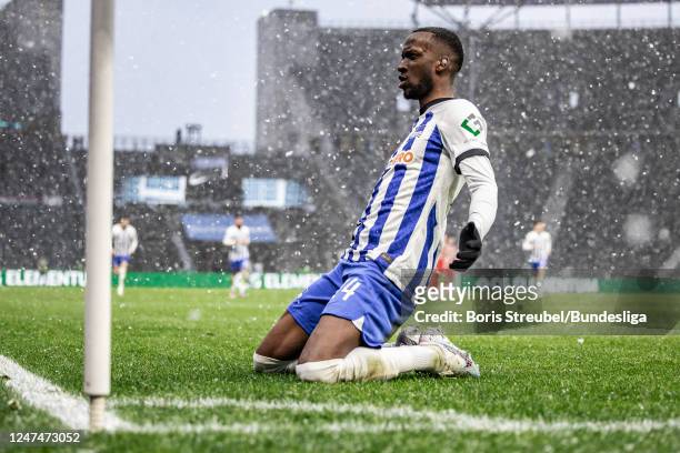 Dodi Lukebakio of Hertha BSC celebrates after scoring his team's second goal during the Bundesliga match between Hertha BSC and FC Augsburg at...
