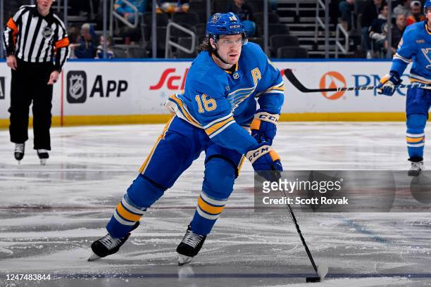 Robert Thomas of the St. Louis Blues in action against the Pittsburgh Penguins at the Enterprise Center on February 25, 2023 in St. Louis, Missouri.