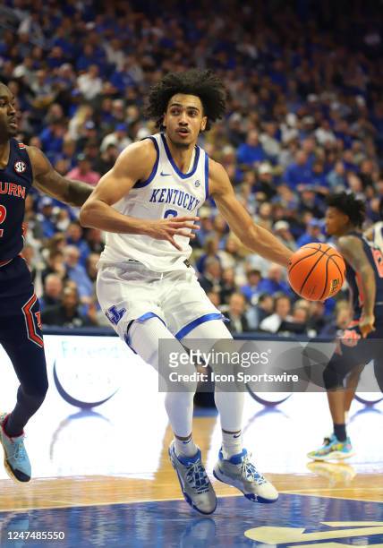 Kentucky Wildcats forward Jacob Toppin in a game between the Auburn Tigers and the Kentucky Wildcats on February 25 at Rupp Arena in Lexington, KY.