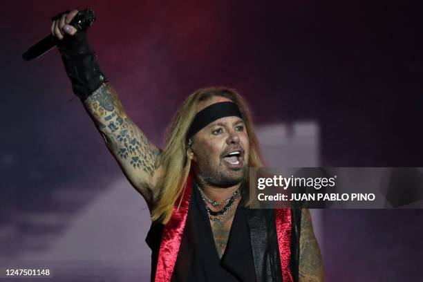 Motley Crue Perform Photos and Premium High Res Pictures - Getty Images