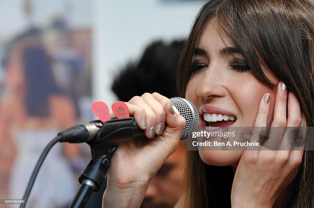 Kate Voegele Launches Beckon Series at Oakley Store