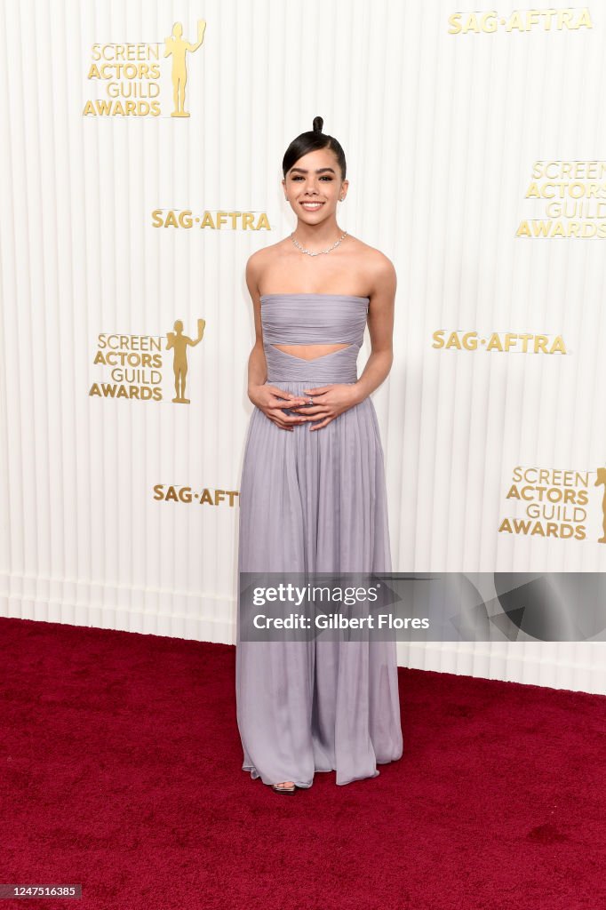 https://media.gettyimages.com/id/1247516385/photo/the-29th-annual-screen-actors-guild-awards-arrivals.jpg?s=1024x1024&w=gi&k=20&c=eS59CJt1lE5QS93XhzN2jYGXmgj3MeK6rbGGImm7YfE=