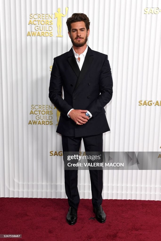 https://media.gettyimages.com/id/1247518687/photo/us-entertainment-film-award-sag-arrivals.jpg?s=1024x1024&w=gi&k=20&c=9EjntCy3r7kSuYM3fUonWFIBBWXGieD0YafCb9peyVQ=