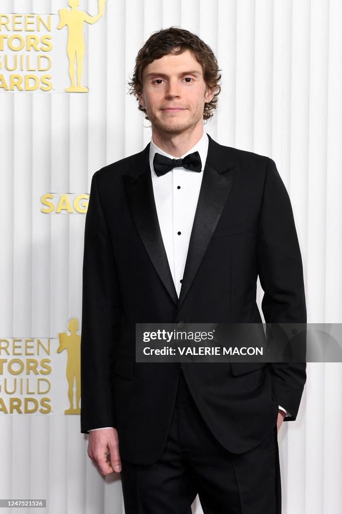 https://media.gettyimages.com/id/1247521526/photo/us-entertainment-film-award-sag-arrivals.jpg?s=1024x1024&w=gi&k=20&c=kgy8ZQ8F-16J6ZuCWGl7ICe6EJGq7HOIrHWd6XB10Z0=