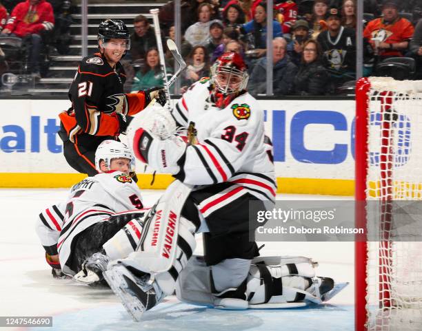 Isac Lundestrom of the Anaheim Ducks shoots and scores a goal during the first period against the Chicago Blackhawks at Honda Center on February 27,...