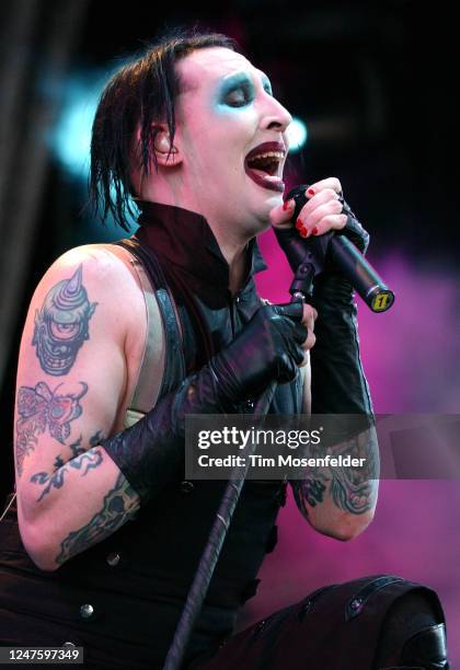 Marilyn Manson performs during Ozzfest 2003 at Cricket Pavilion on July 02, 2003 in Phoenix, Arizona.