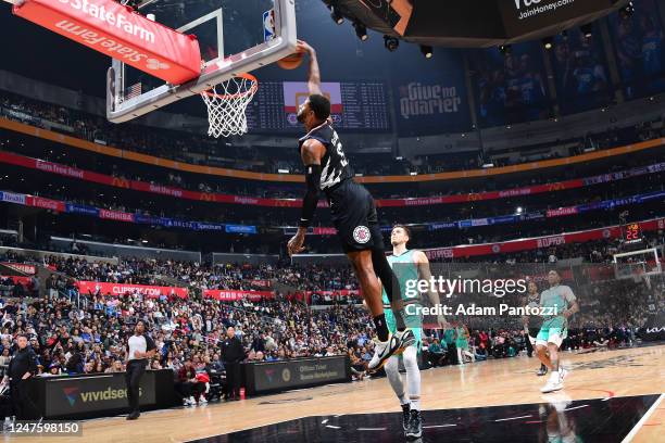 Paul George of the LA Clippers dunks the ball against the San Antonio Spurs on January 26, 2023 at Crypto.Com Arena in Los Angeles, California. NOTE...