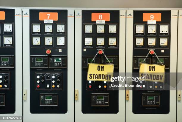 Gas Control Room Photos and Premium High Res Pictures - Getty Images