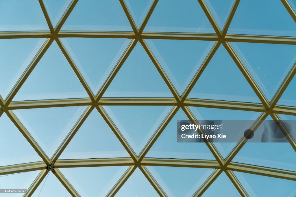 Ceiling pattern