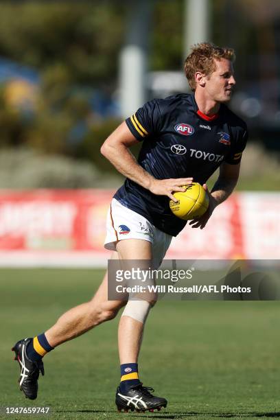 Rory Sloane of the Crows warms up before the 2023 AFL practice match between the West Coast Eagles and the Adelaide Crows at Mineral Resources Park...