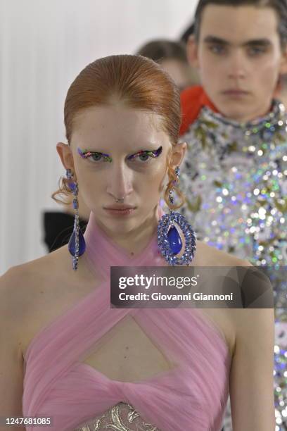 Model on the runway at Giambattista Valli Fall 2023 Ready To Wear Fashion Show on March 3, 2023 at the Musee d'Art Moderne in Paris, France.