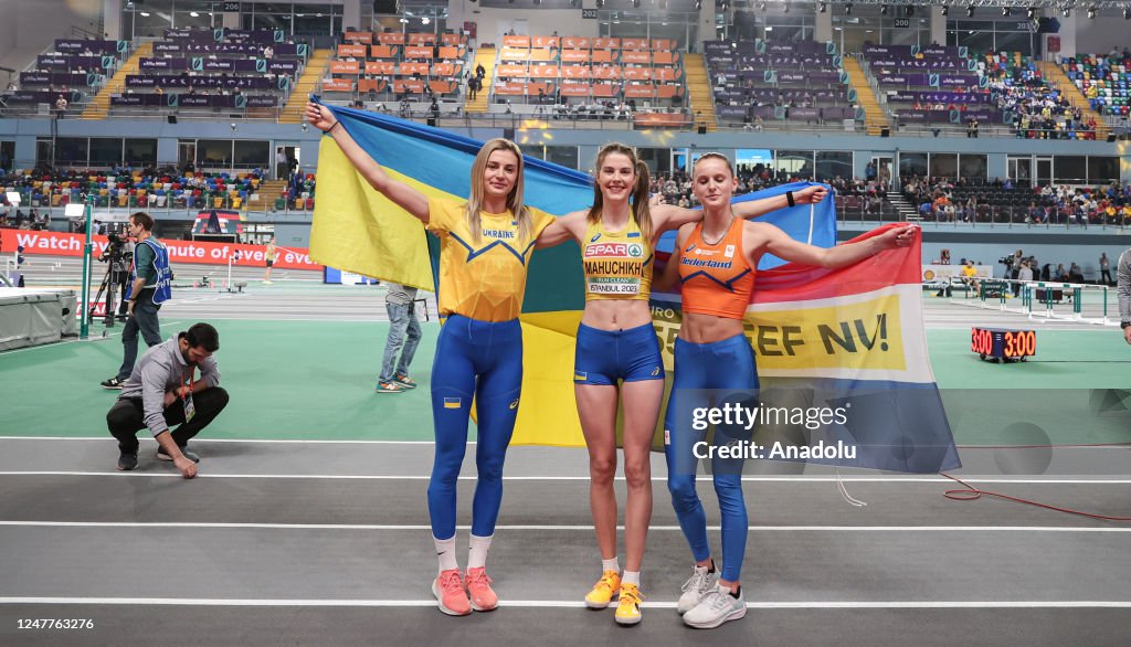 Kateryna Tabashny of Ukraine, gold medalist Yaroslava Mahuchikh of ...