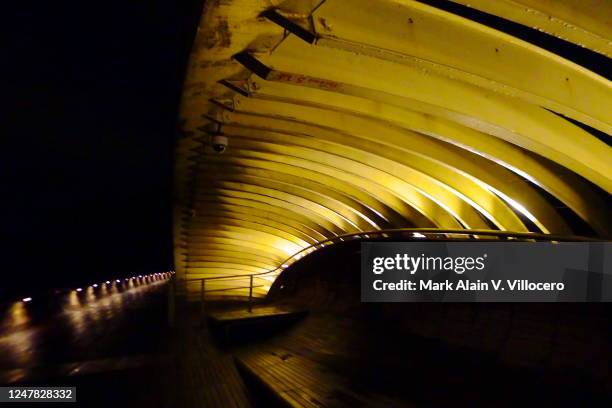 singapore henderson waves - henderson waves bridge stock pictures, royalty-free photos & images