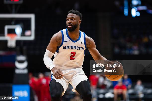David Nwaba of the Motor City Cruise handles the ball against the Long Island Nets on March 7, 2023 at Nassau Coliseum in Uniondale, New York. NOTE...
