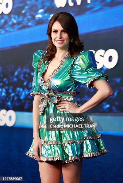 British Comedian Ellie Taylor Arrives For The Season Three Premiere british-comedian-ellie-taylor-arrives-for-the-season-three-premiere