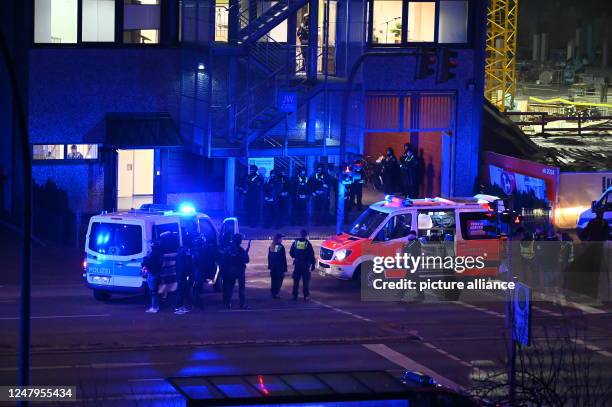 March 2023, Hamburg: Police officers and helpers are on duty in Hamburg. Several people were killed and some injured in shots fired in a Hamburg...