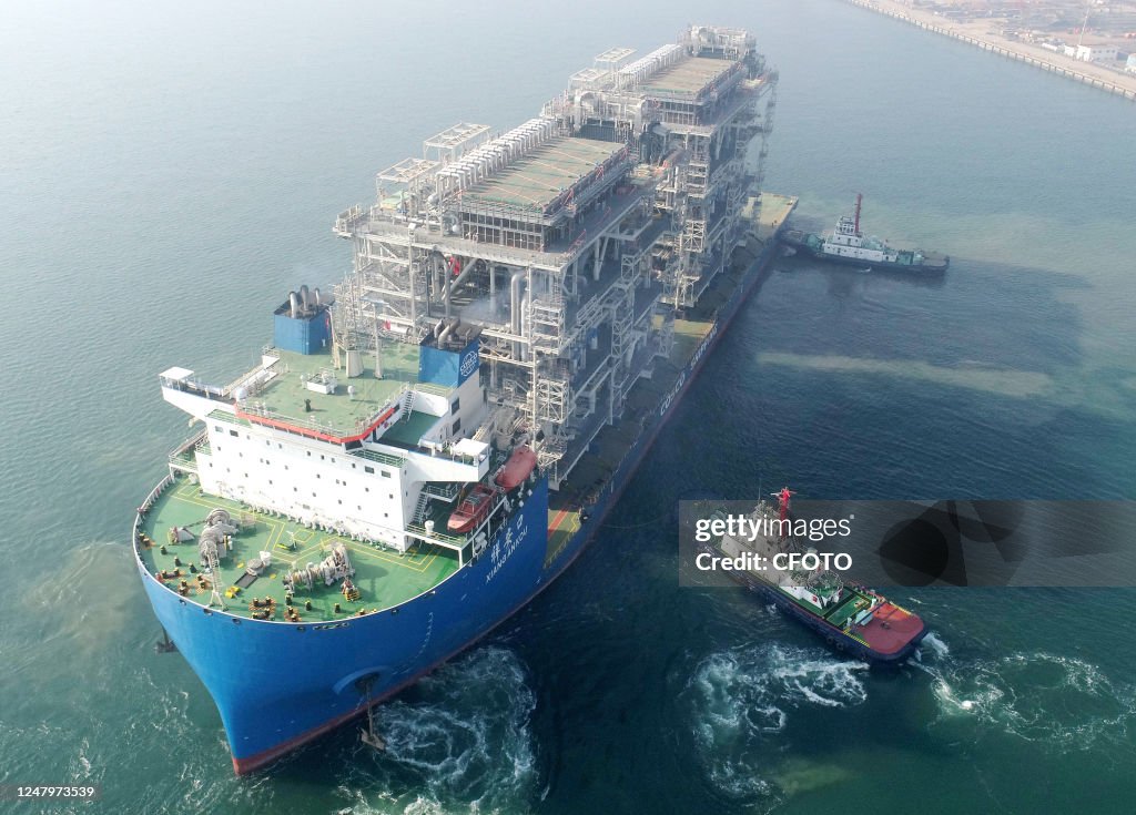 Module Building Lng QINGDAO, CHINA - MARCH 10, 2023 - The world's first integrated... News ...