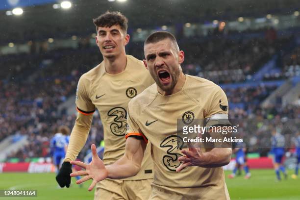 Mateo Kovacic of Chelsea celebrates scoring the 3rd goal with Kai Havertz during the Premier League match between Leicester City and Chelsea FC at...