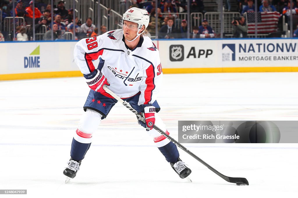 Washington Capitals v New York Islanders