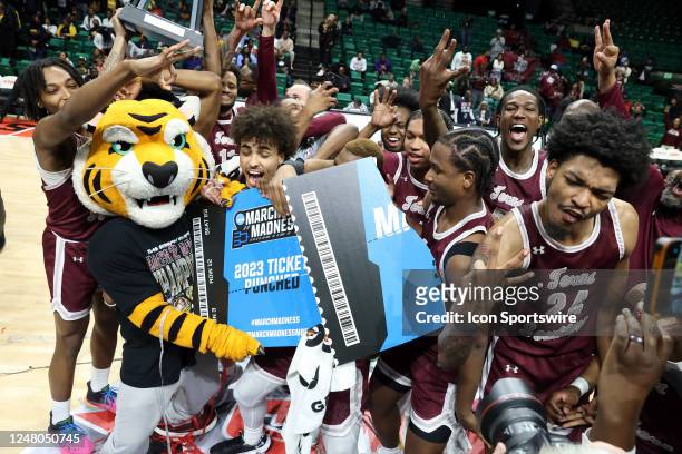The Texas Southern Tigers punch their ticket to the NCAA tournament by winning the SWAC Basketball Championship game between the Texas Southern...