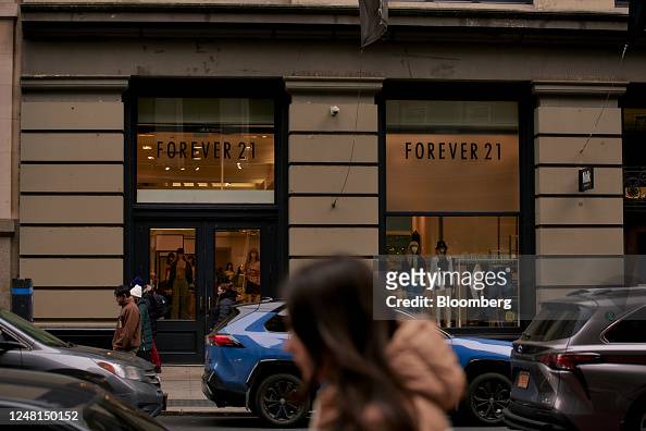 739 Forever21 Nyc Stock Photos, High-Res Pictures, and Images - Getty Images