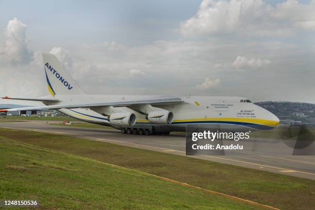 Biontech Rwanda 52 Ntainer Stock Photos, High-Res Pictures, and Images - Getty Images
