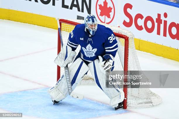 Toronto Maple Leafs goaltender Matt Murray tracks the play in the first period during the NHL regular season game between the Edmonton Oilers and the...