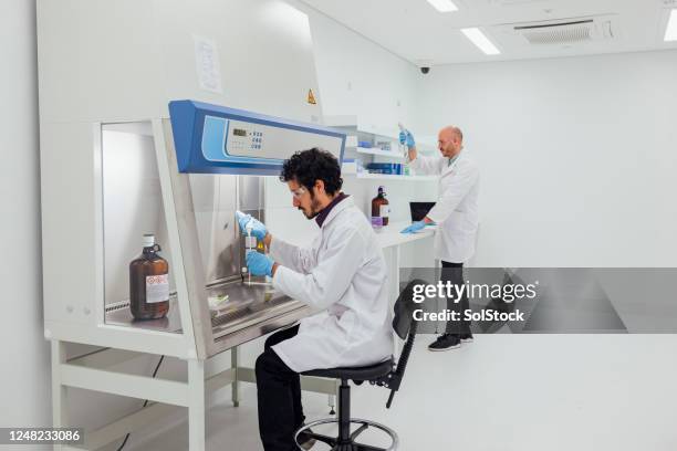 Drug Lab Instrument Drug Testing Laboratory Photos and Premium High Res Pictures - Getty Images