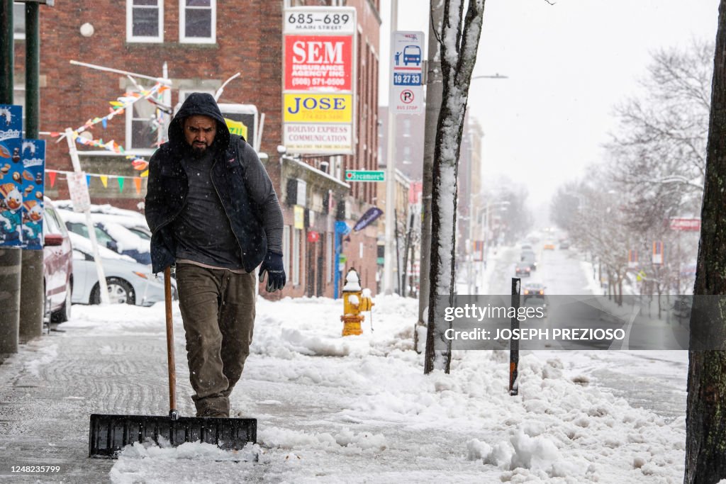 US-WEATHER-NOR'EASTER-STORM