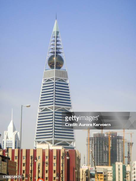 riyadh skyscrapers, saudi arabia. - riyadh tower stock pictures, royalty-free photos & images