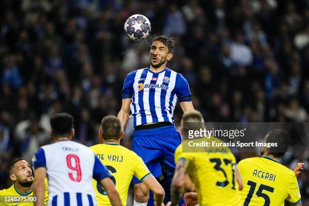 Marko Grujic of FC Porto heads the ball during the UEFA Champions League round of 16 leg two match between FC Porto and FC Internazionale at Estadio...