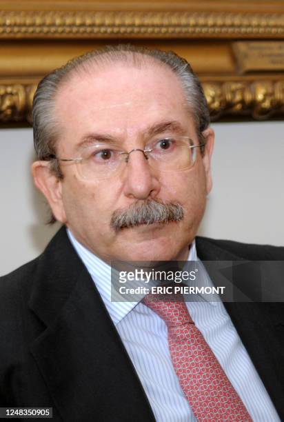 Picture taken on April 2, 2008 in Paris shows the chief executive officer of the Spanish construction group Sacyr Vallehermoso, Luis Del Rivero,...