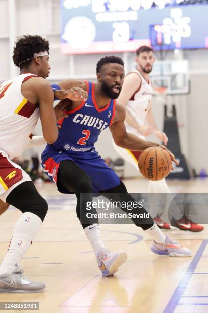 David Nwaba of the Motor City Cruise handles the ball during the first half on March 15, 2023 at Wayne State Fieldhouse in Detroit, Michigan. NOTE TO...