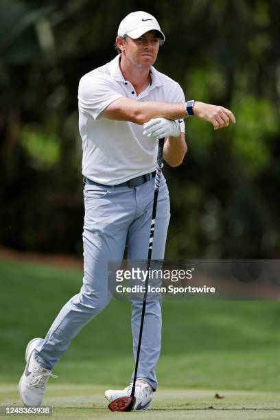 Rory McIlroy of Northern Ireland reacts after his drive at the 7th hole during the first round of THE PLAYERS Championship on THE PLAYERS Stadium...