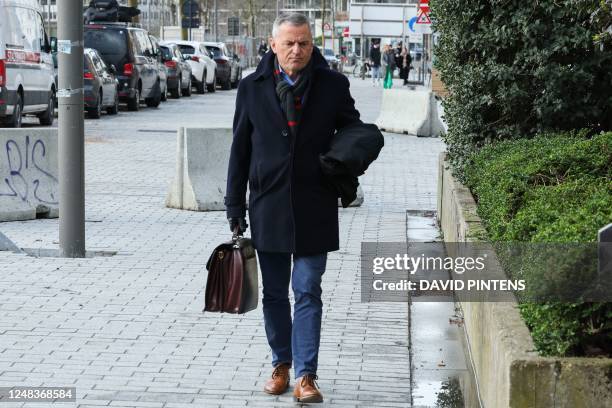 Lawyer Jan De Man arrives for a session of the case before the Antwerp appeal court, a remark of the judge during the trial in Hasselt, against 18...