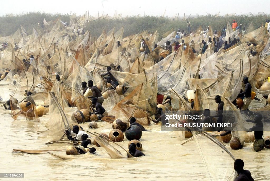 TOPSHOT-NIGERIA-FESTIVAL-FISH-TOURISM