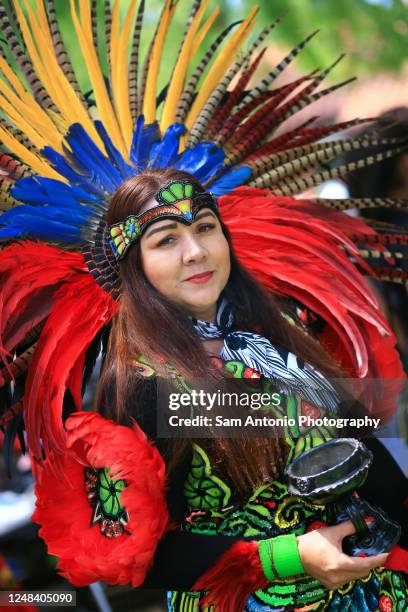 Aztec Ritual Dance Photos and Premium High Res Pictures - Getty Images