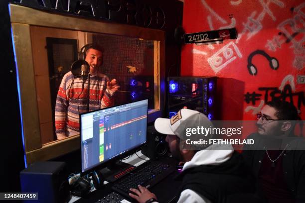 Indoor Rapper Studio Rap Studio
