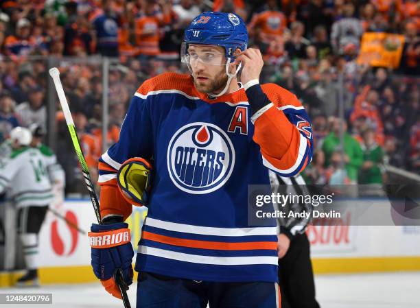 Leon Draisaitl of the Edmonton Oilers awaits the face-off during the game against the Dallas Stars on March 16, 2023 at Rogers Place in Edmonton,...