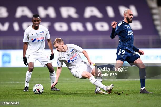 Sebastian RING - 09 Khalid BOUTAIB during the Ligue 2 BKT match Paris FC and Amiens at Stade Charlety on March 14, 2023 in Paris, France.