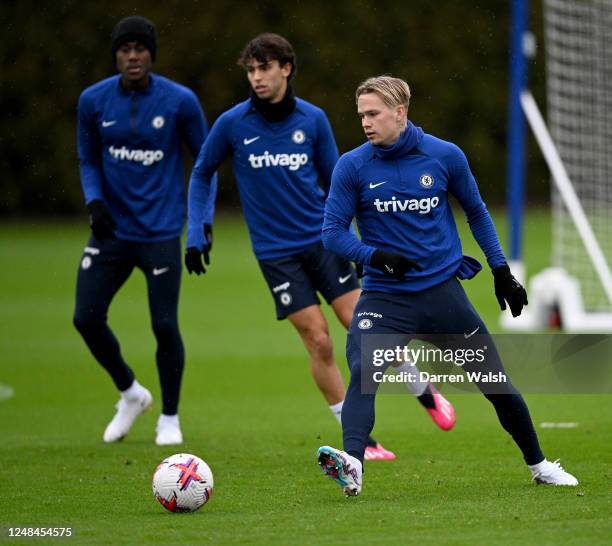 Mykhailo Mudryk of Chelsea during a training session at Chelsea Training Ground on March 17, 2023 in Cobham, England.