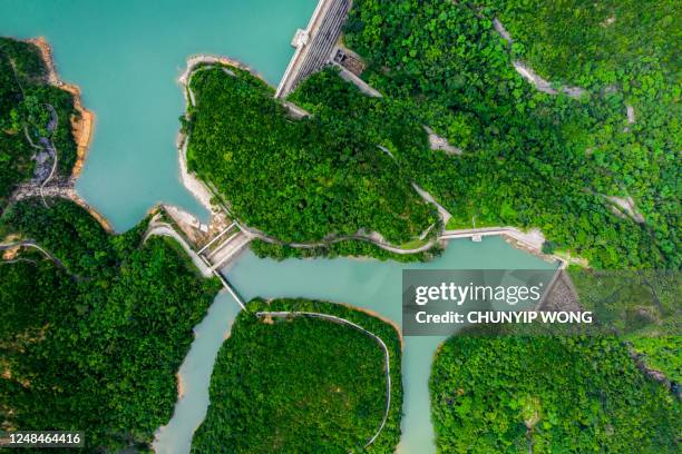 barrage d’un réservoir de tai tam en - china abstract photos et images de collection