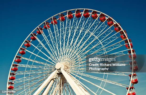 chicago navy pier - noria fotografías e imágenes de stock