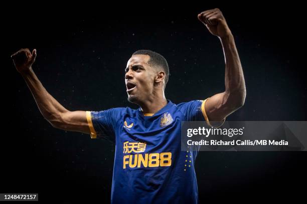 Alexander Isak of Newcastle United celebrates after scoring his winning goal by penalty during the Premier League match between Nottingham Forest and...