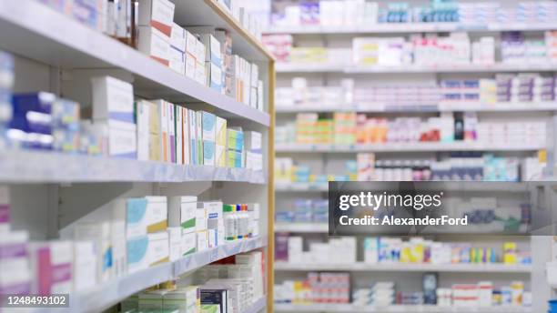 nothing but the best brands for their customers - pharmacy imagens e fotografias de stock