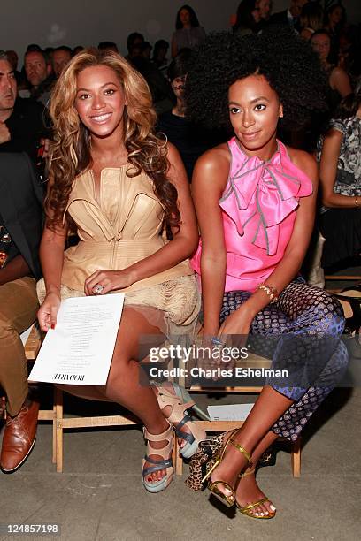 92 Beyonce Afro Stock Photos, High-Res Pictures, and Images - Getty Images